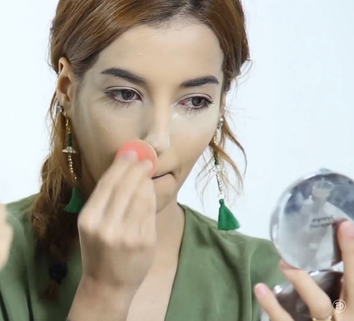 3 Teknik Makeup Bold Tahan Lama ala Tasya Farasya