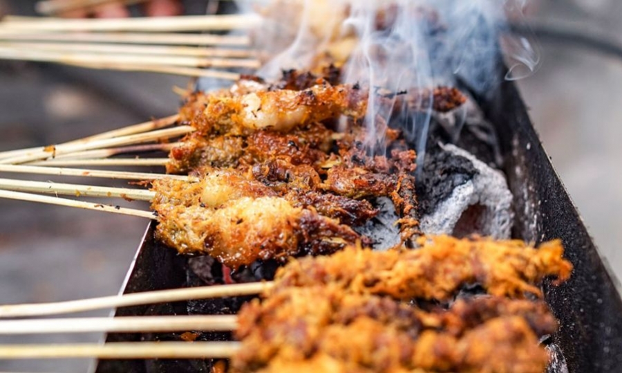 Resep Mudah Buat Sate Klopo Khas Surabaya