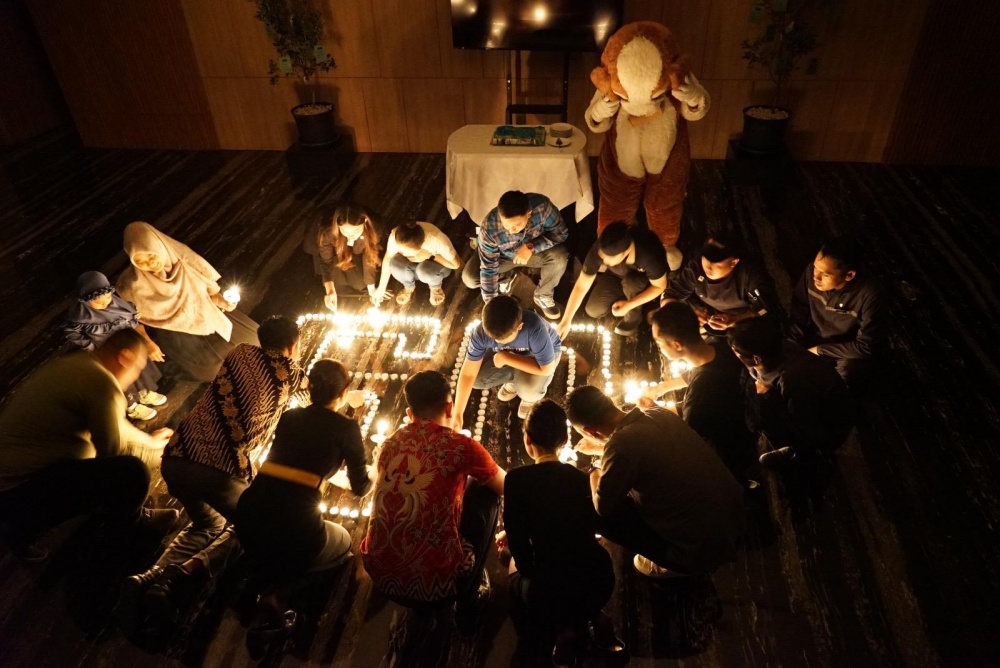 Semangat Jaga Bumi, Hotel-Hotel Di Surabaya Ikut Rayakan Earth Hour