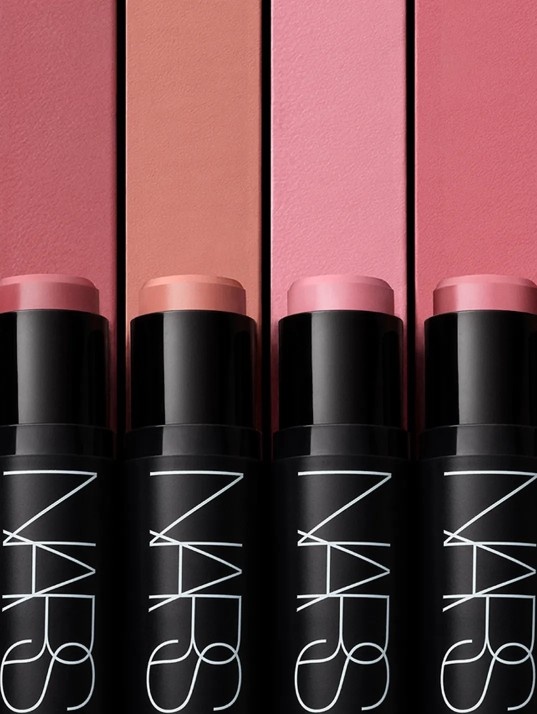 Blush Stick Goals! 5 Rekomendasi Yang Bikin Wajah Cerah