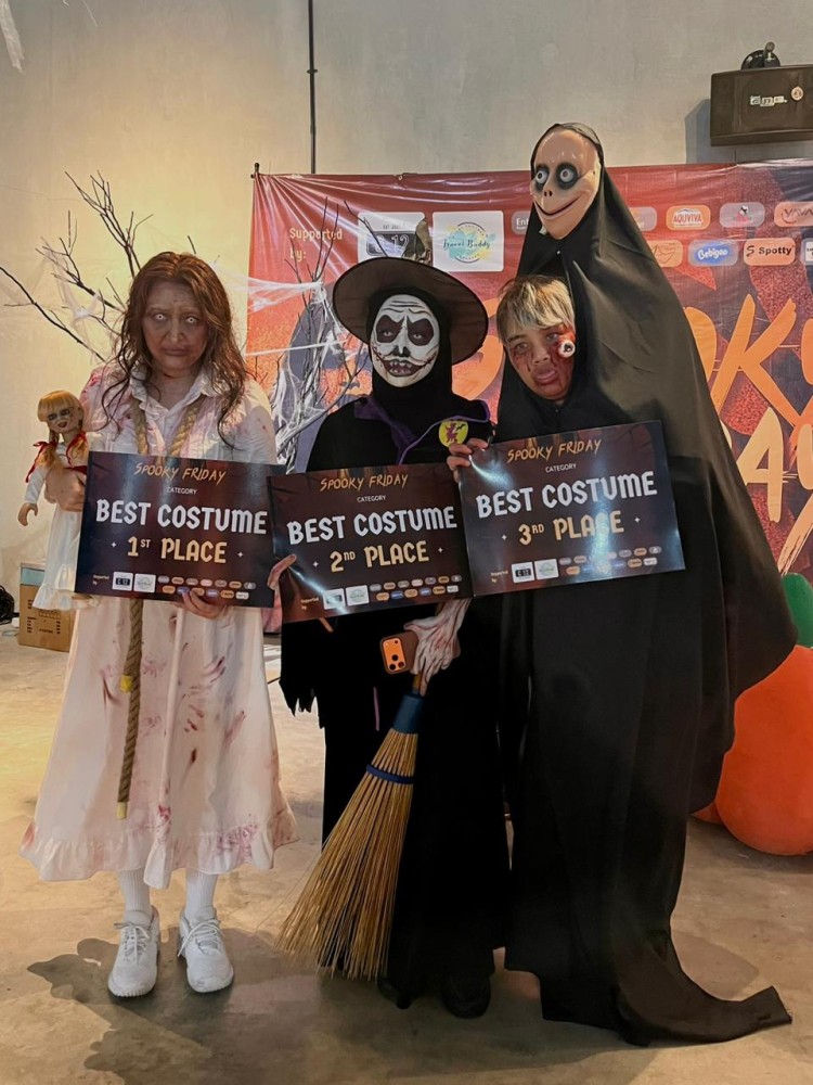 Kostum Horor Ramaikan Keseruan Ajang Padel Terbesar Di Surabaya