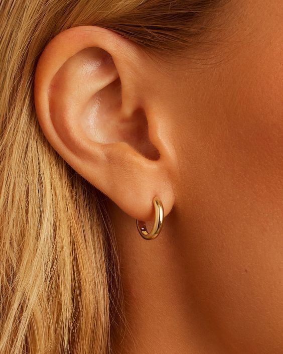 8 Model Anting Yang Cocok Dipakai Ke Pesta