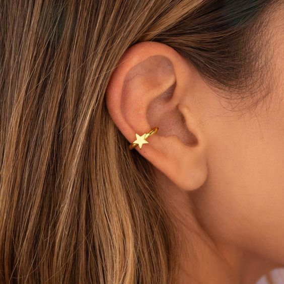 8 Model Anting Yang Cocok Dipakai Ke Pesta