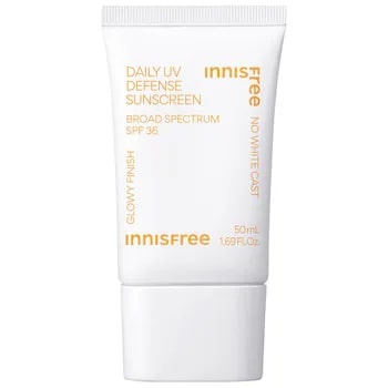 5 Rekomendasi Sunscreen Untuk Kulit Sensitif Dan Berjerawat