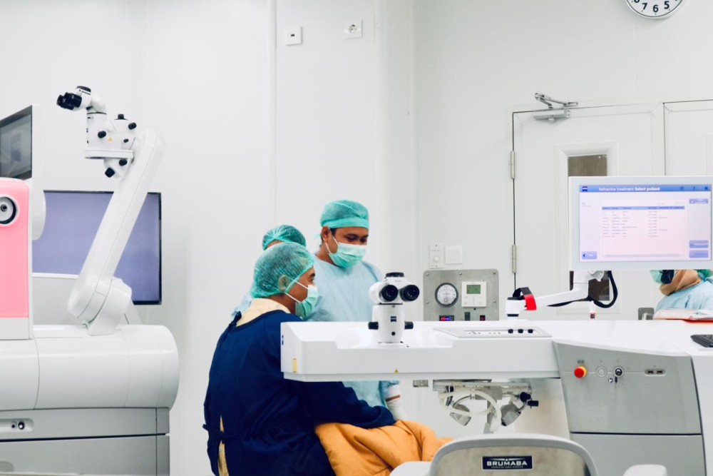 Tingkatkan Pelayanan, RS Mata Undaan Surabaya Hadirkan Undaan Lasik Presbyond