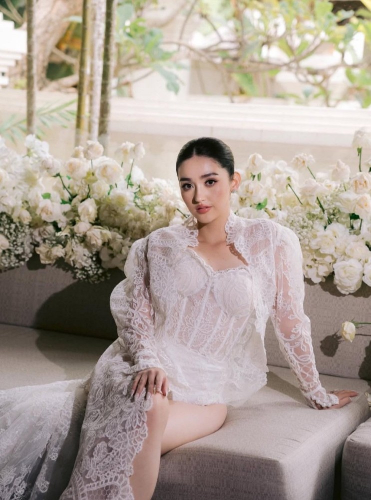 Rangkaian Gaun Pernikahan Ranty Maria, Yang Bisa Jadi Inspirasi Kamu