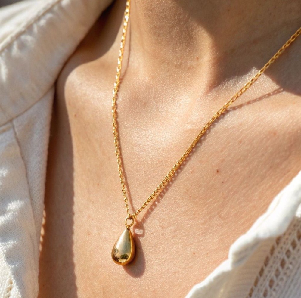 Auto Chic! Intip 6 Liontin Yang Bikin Look Makin Shining