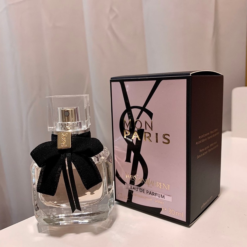 Rekomendasi 3 Parfum YSL Yang Pas Buat Wanita Karier