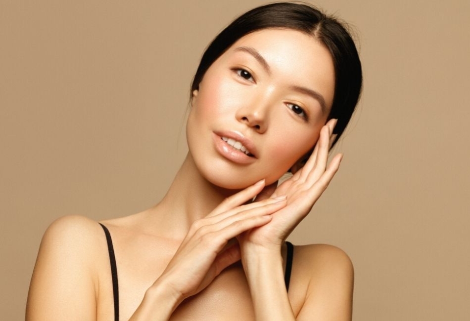 4 Rekomendasi Moisturizer Ringan Untuk Kulit Berminyak