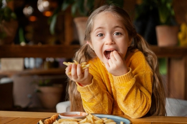 5 Rekomendasi Snack Praktis Untuk Anak-Anak Selama Perjalanan