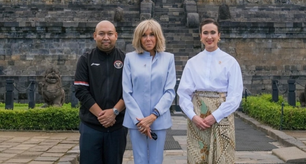 Gaya Menpar Widi Wardhana Dampingi Brigitte Macron