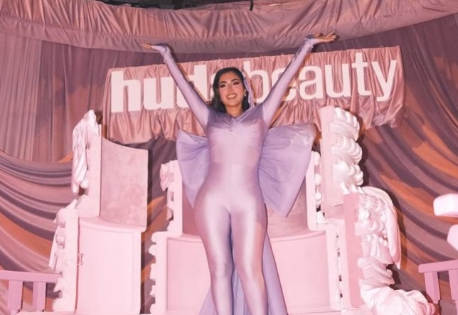 Huda Kattan Resmi Ambil Alih Huda Beauty