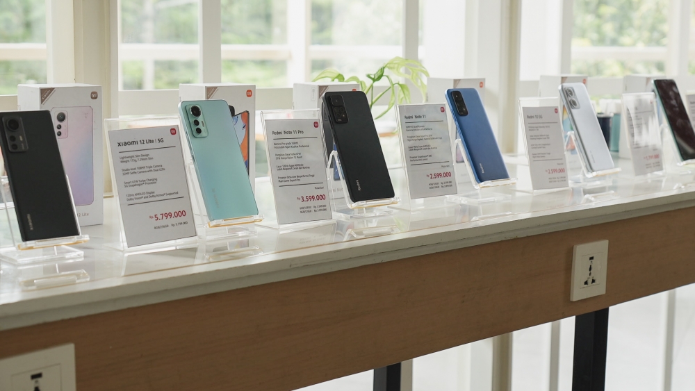 Ini dia seri HP Xiaomi dan produk teknologi terbaru untuk perempuan