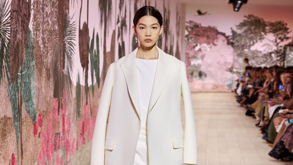 Jacey Philana, Model Indonesia yang Debut di Runway Dior