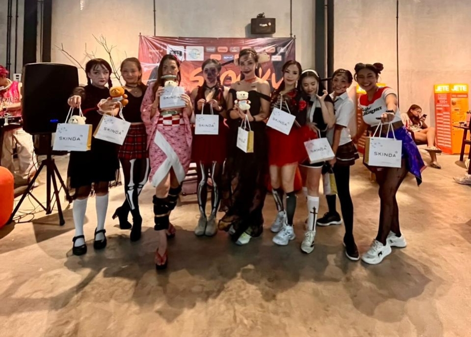 Kostum Horor, Ramaikan Keseruan Ajang Padel Terbesar Di Surabaya