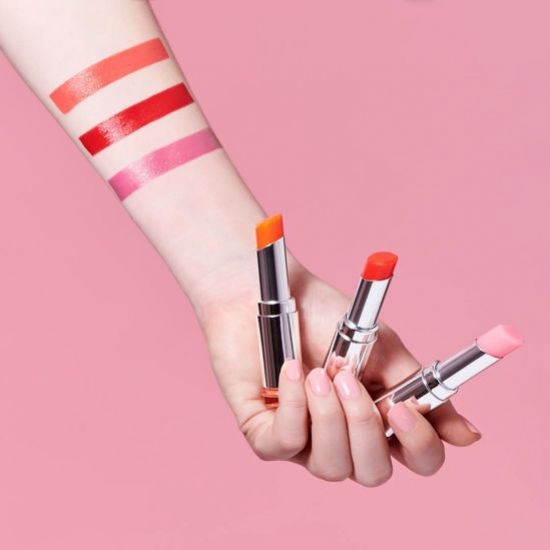 3 Produk Tinted Lip Balm Warna Keunguan dari Brand Lokal