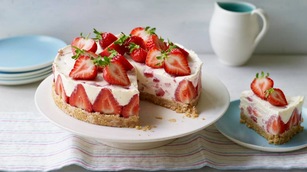 Strawberry Cheesecake, Resep Mudah Tanpa Proses Baking